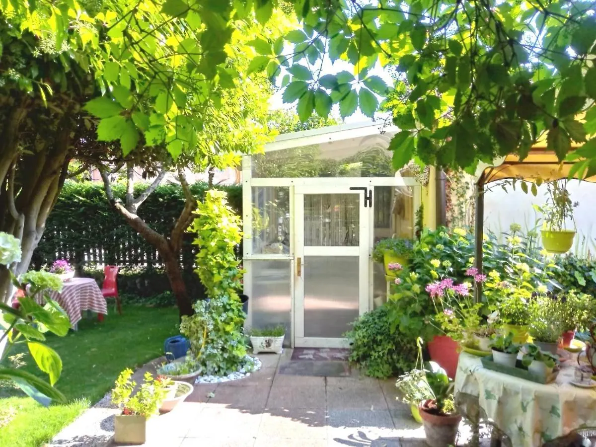 Bed And Breakfast Di Manu Taglio di Po Italia