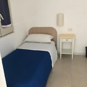 https://stanze-al-mare-di-lucia.sicilyhotelsitaly.net